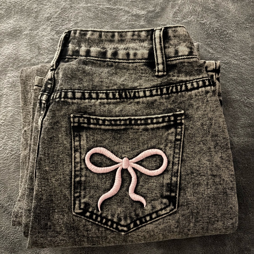 SHEIN High Rise Black Jeans with Pink Bow Detail